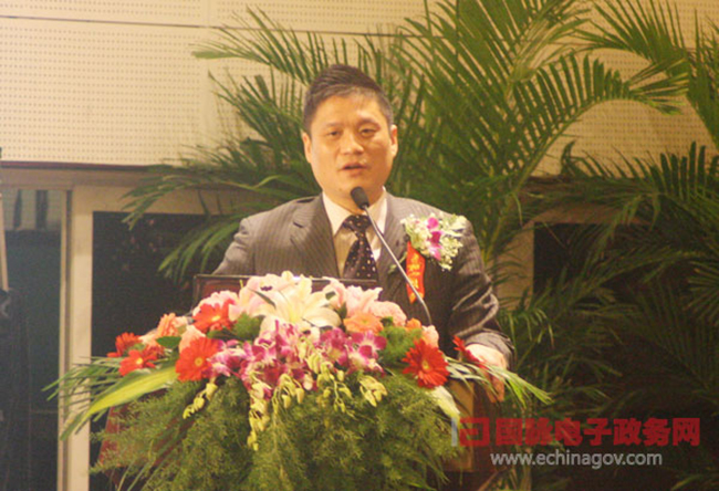 杨冰之：智慧政府及公共服务能力建设探讨