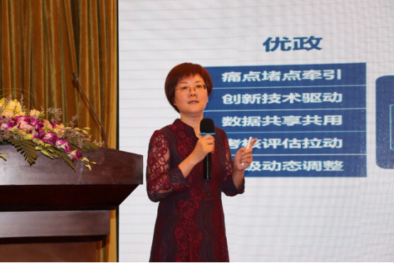 庄闲游戏集团总经理、研究院院长 郑爱军
